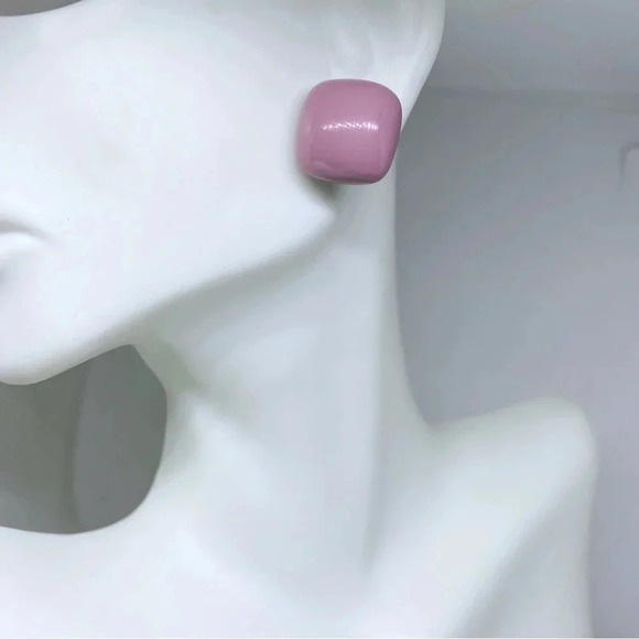 SUMMER Stud Earrings _ Set of 2 - Picture 9 of 11